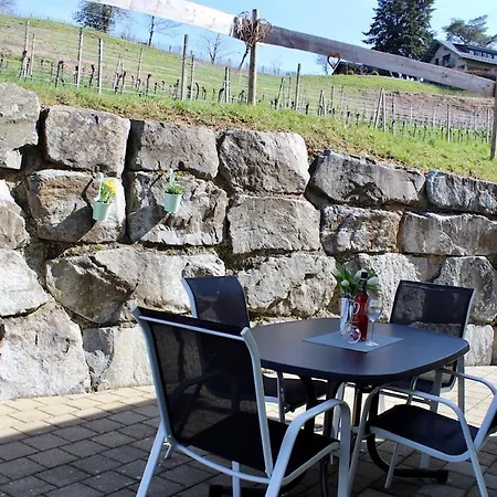 Am Weinberg Оберкирх